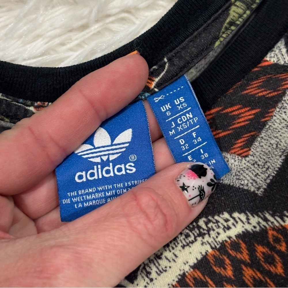 Adidas Originals Farm Xilofloresta Logo Tee Women's T
Shirt EUC Size XS - Picture 4 of 11
